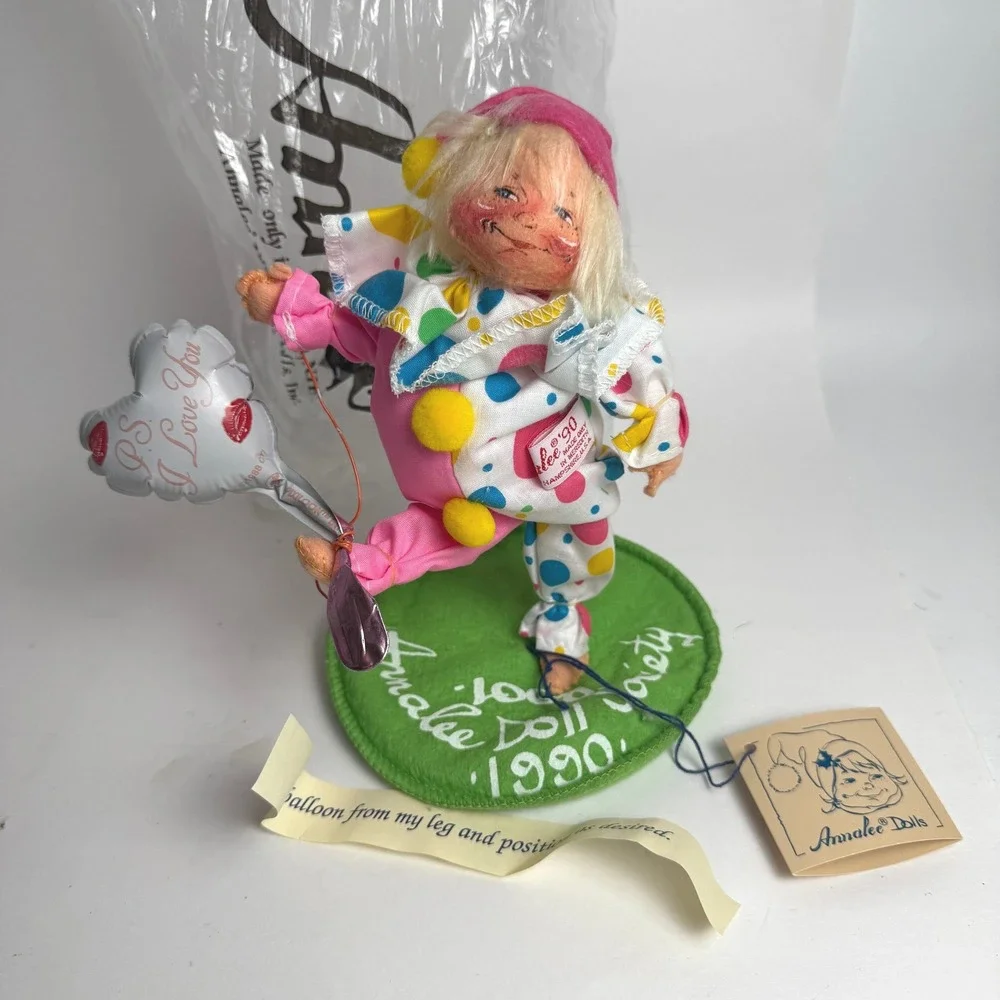 1990 Annalee‎ Doll Society Clown Doll Polka Dot PS I Love You Balloon